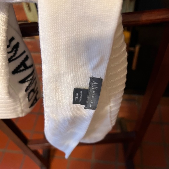 Armani exchange cotton knit scarf in great condition - Picture 3 of 4